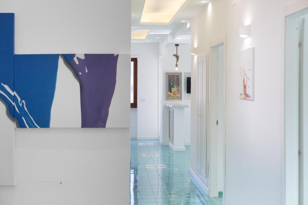 소렌토 Super Attico Vista Mare Con Piscina 아파트 외부 사진